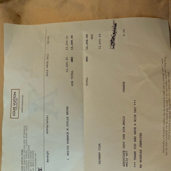 ❤️❤️ Lowest Price I can go. This purse in Hong Kong Dollars was 3300CAD - Picture 9 of 12